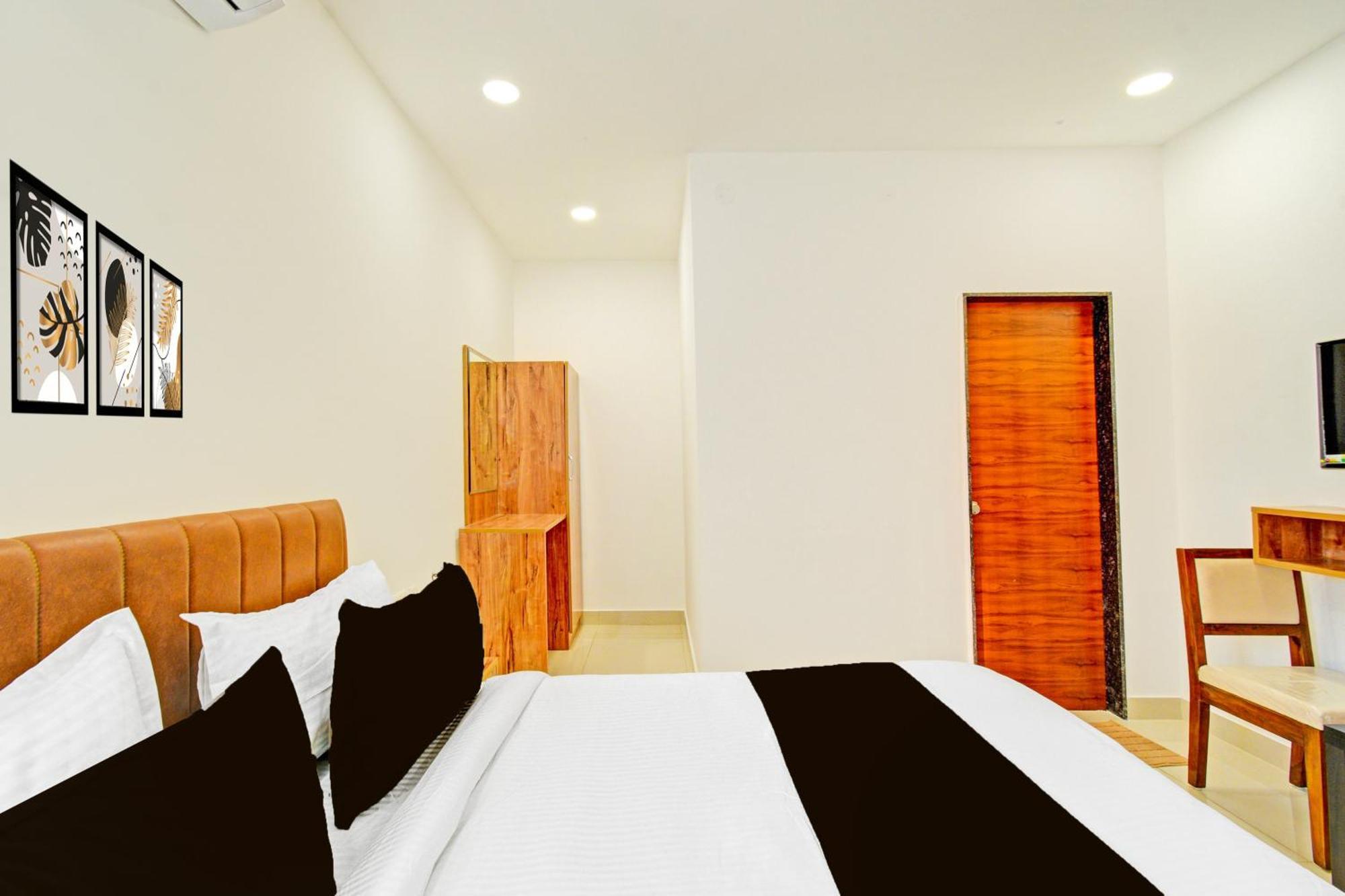 Super Townhouse Oak Suchitra Kompally Road Formerly Sun Moon Hotels Trimulgherry Kültér fotó